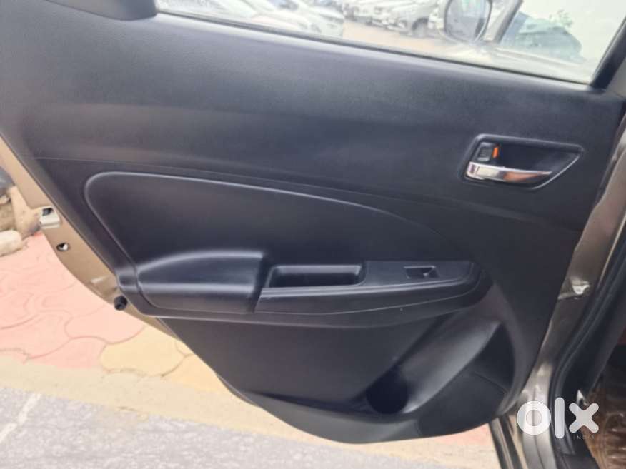Maruti Suzuki Swift 1.3 Zxi, 2017, Petrol