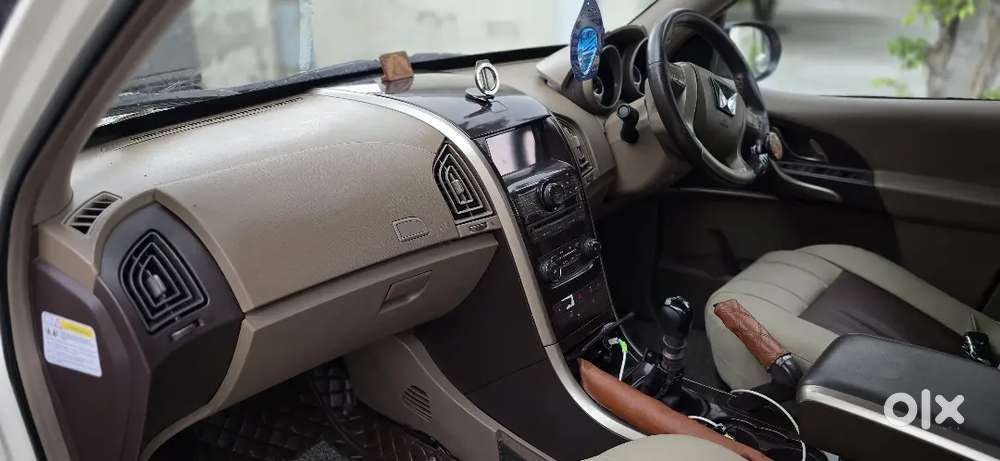 Xuv 500 With Service Record
