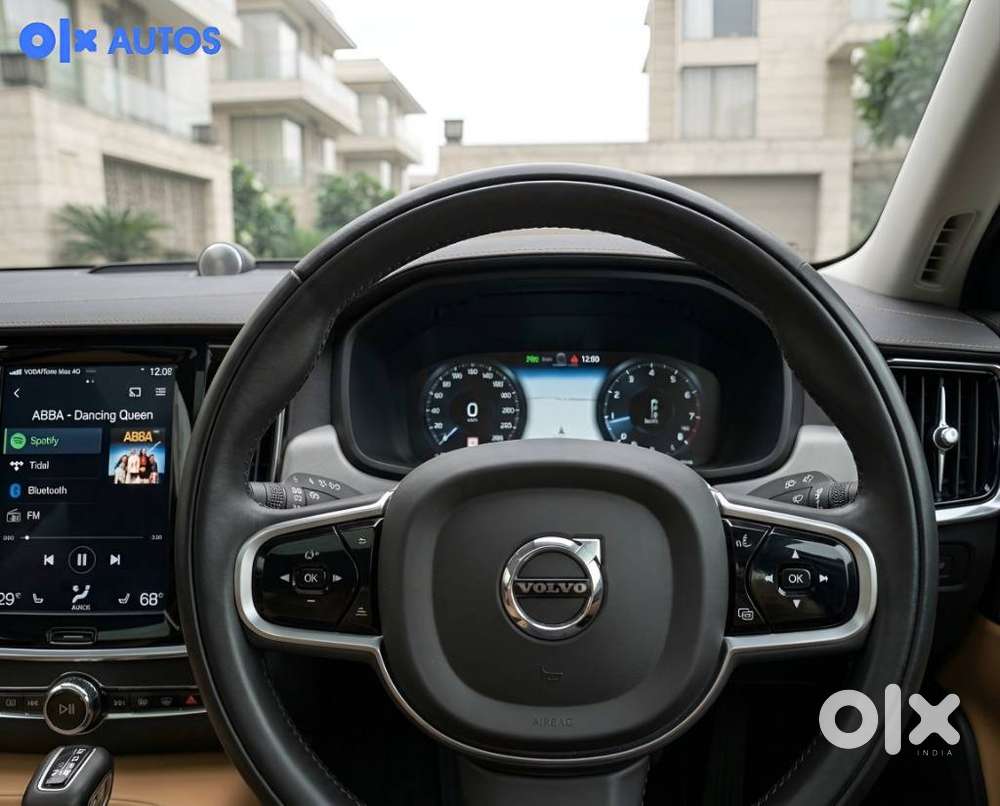 Volvo V90 Cross Country D5 Inscription, 2018, Diesel