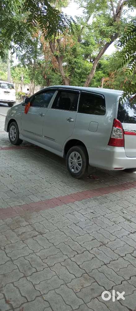 Toyota Innova 2013 Diesel Well Maintained