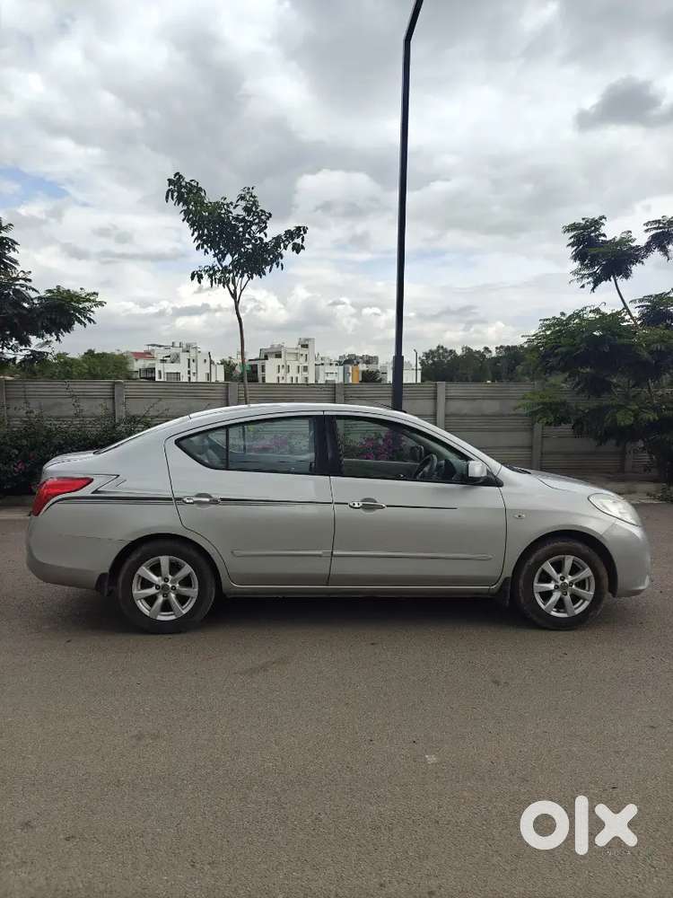 Nissan Sunny Petrol 2012 Model