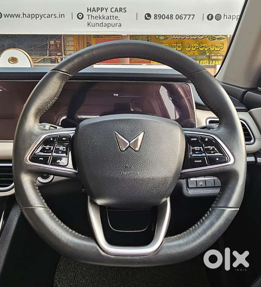 Mahindra Xuv700 2.2 Ax 7 Diesel At Luxury Pack Str, 2021, Diesel