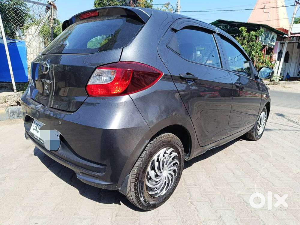 Tata Tiago 1.2 Revotron Xe Option, 2024, Petrol