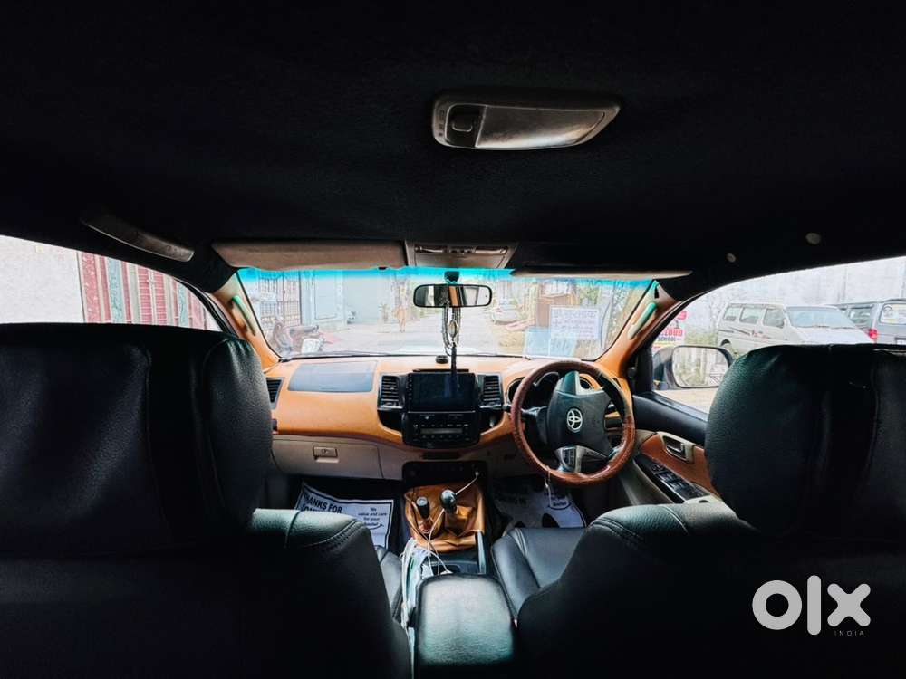 Toyota Fortuner 2014 डीज़ल Well Maintained