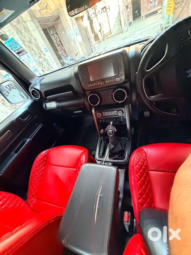 Mahindra Petrol 2023 Car