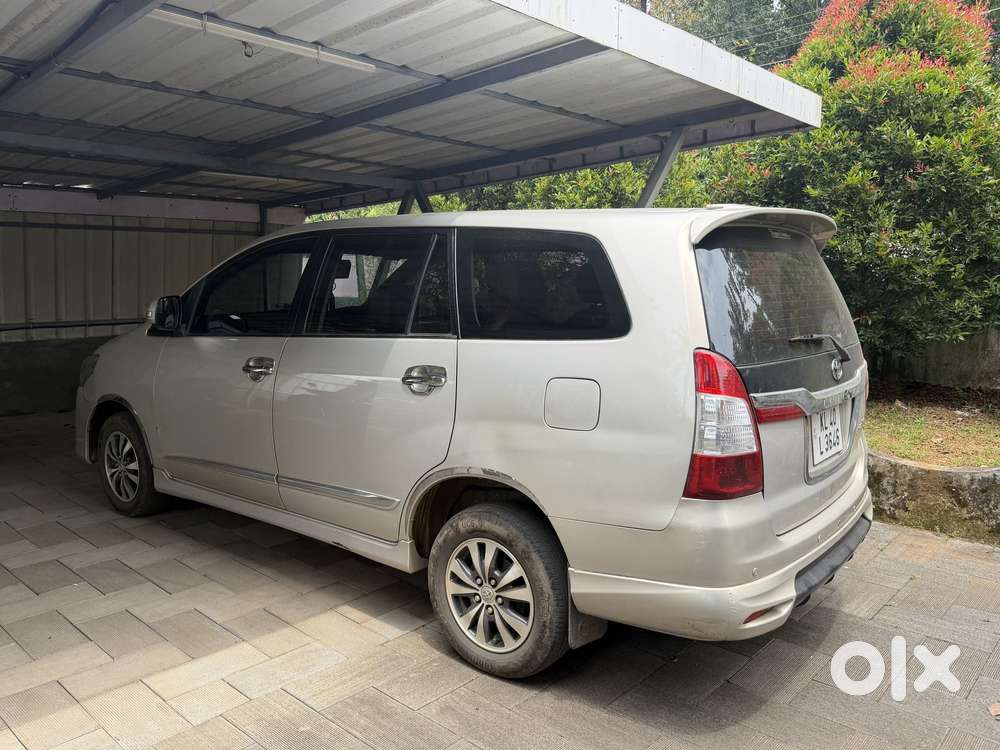 Toyota Innova 2.5 V 7 Str, 2015, Diesel