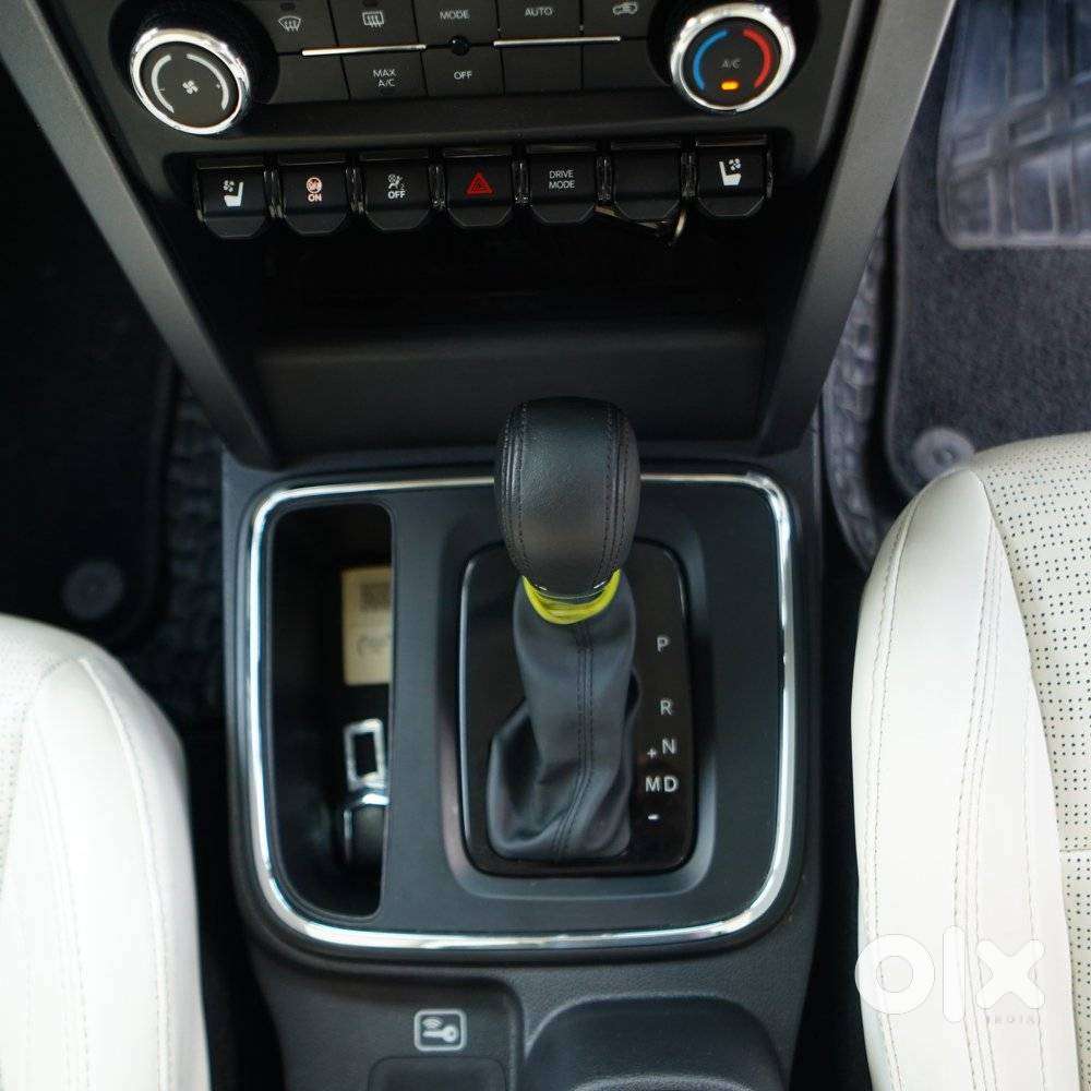 Mahindra Thar Roxx Ax7 L Diesel At 2wd, 2025, Diesel