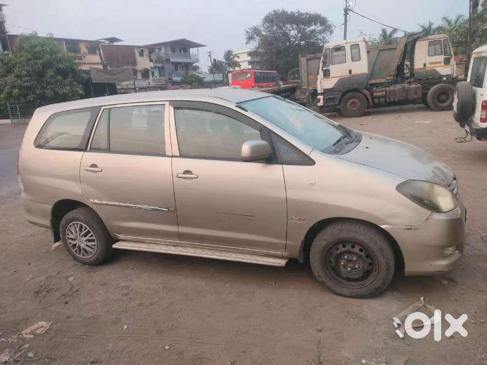 Toyota Innova 2.5 G 2011 Diesel  Valid Till 04-2031 Well Maintained