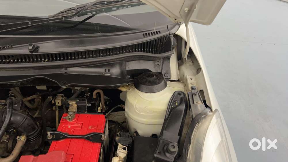 Maruti Suzuki Swift Vvt Vxi, 2017, Petrol