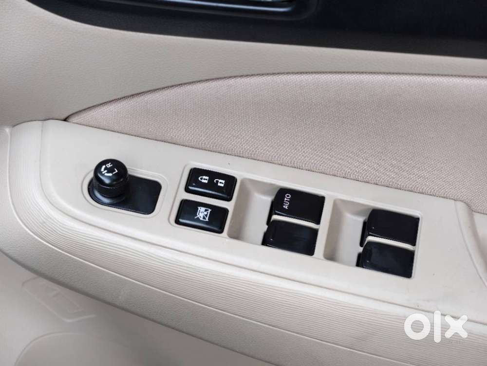 Maruti Suzuki Swift Dzire 1.2 Vxi Bsiv, 2018, Petrol