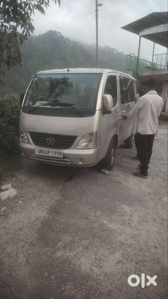 2013 Tata Venture Diesel Captain Seats