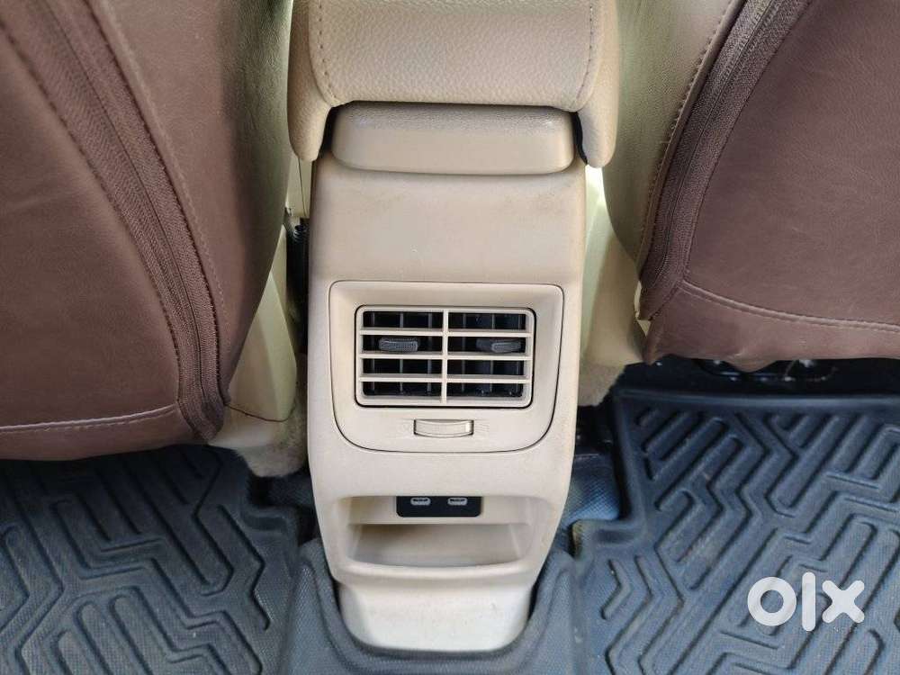 Maruti Suzuki Ertiga Vxi (o) Cng, 2025, Cng & Hybrids