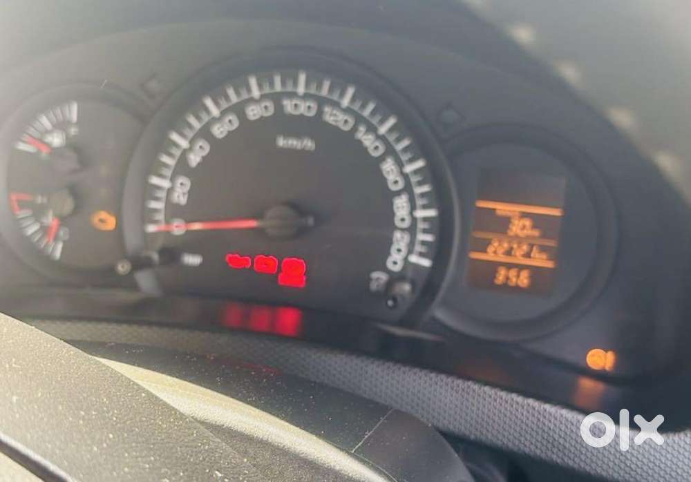 Maruti Suzuki Swift Lxi Optional-o, 2017, Petrol