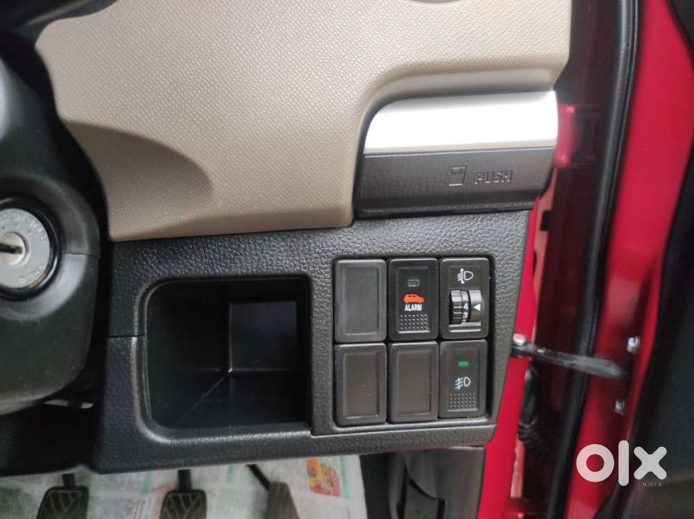 Maruti Suzuki Wagon R Vxi 1.0, 2016, Petrol