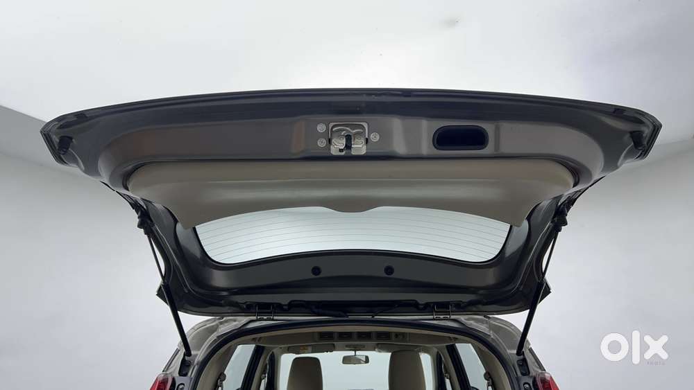 Maruti Suzuki Ertiga Zxi Plus At Shvs, 2023, Petrol
