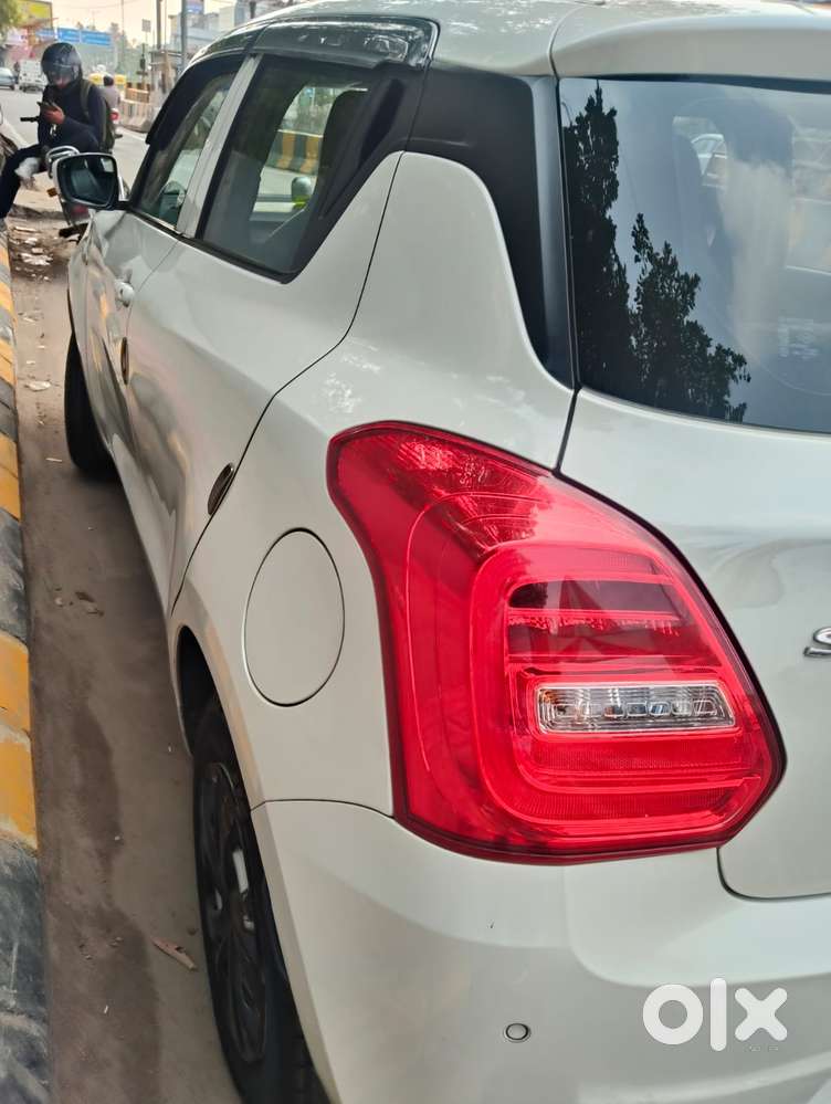 Maruti Suzuki Swift Lxi Optional-o, 2022, Petrol