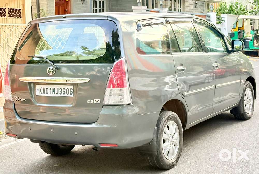 Toyota Innova 2.0 Vx 8 Str, 2011, Diesel
