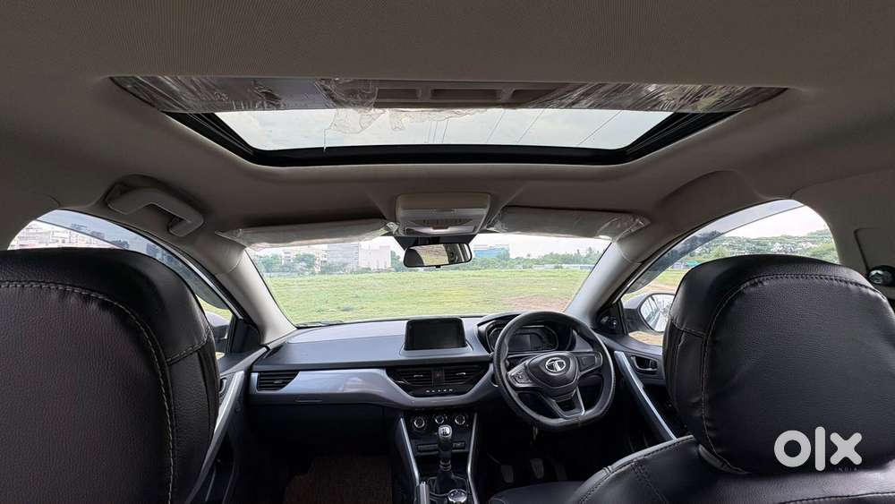 Tata Nexon 1.2 Revotron Xm Plus (s), 2023, Petrol