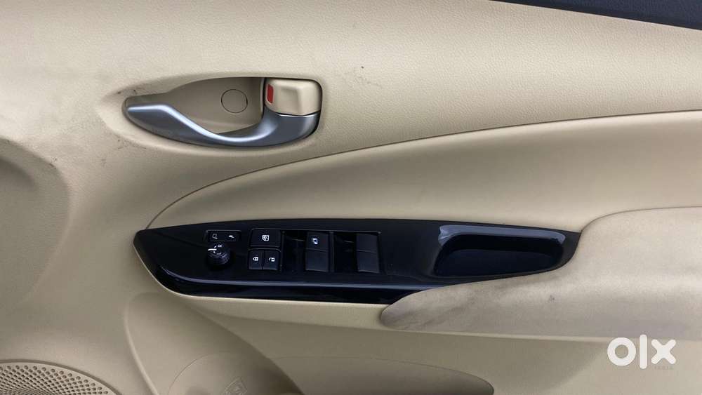 Toyota Yaris G Cvt, 2018, Petrol