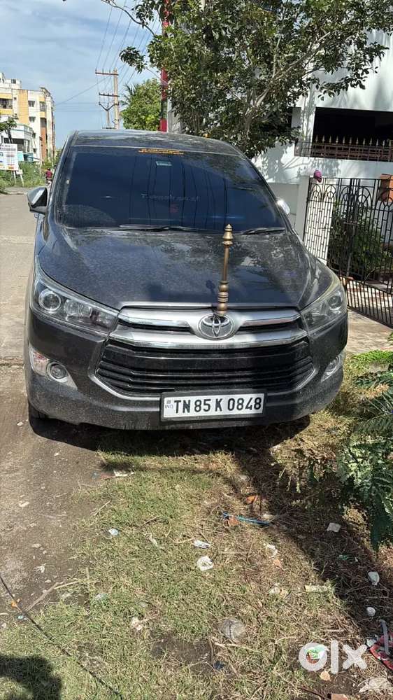 Toyota Innova Crysta 2018 Diesel 200000 Km Driven