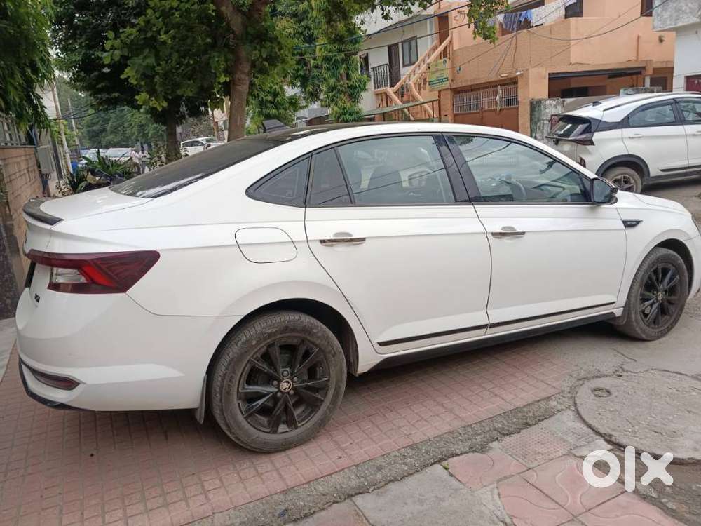 Skoda Slavia Style 1.0l Tsi Mt, 2025, Petrol