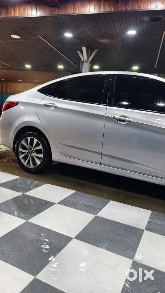 Hyundai Verna Diesel 2015 Car