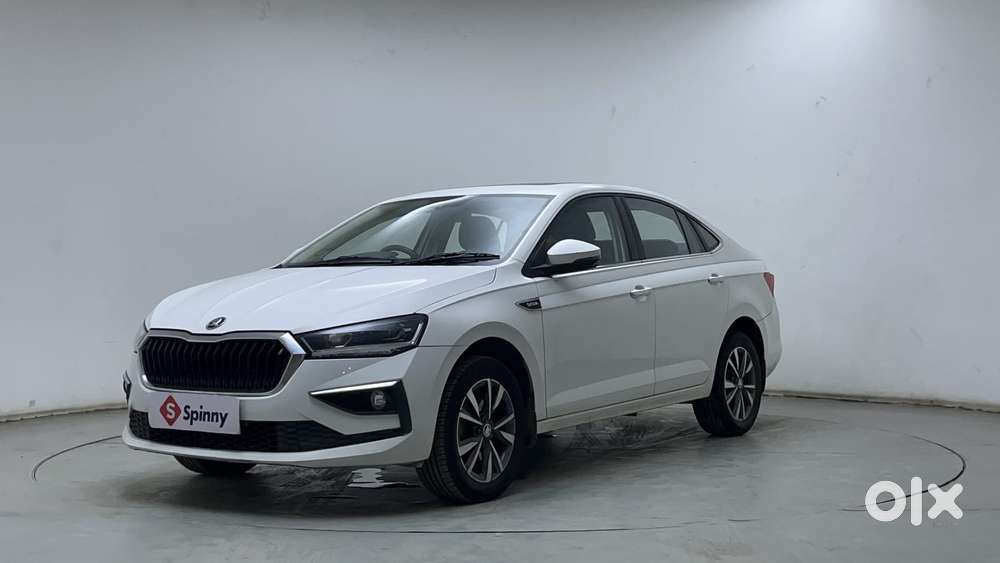 Skoda Slavia Style 1.0l Tsi At, 2024, Petrol