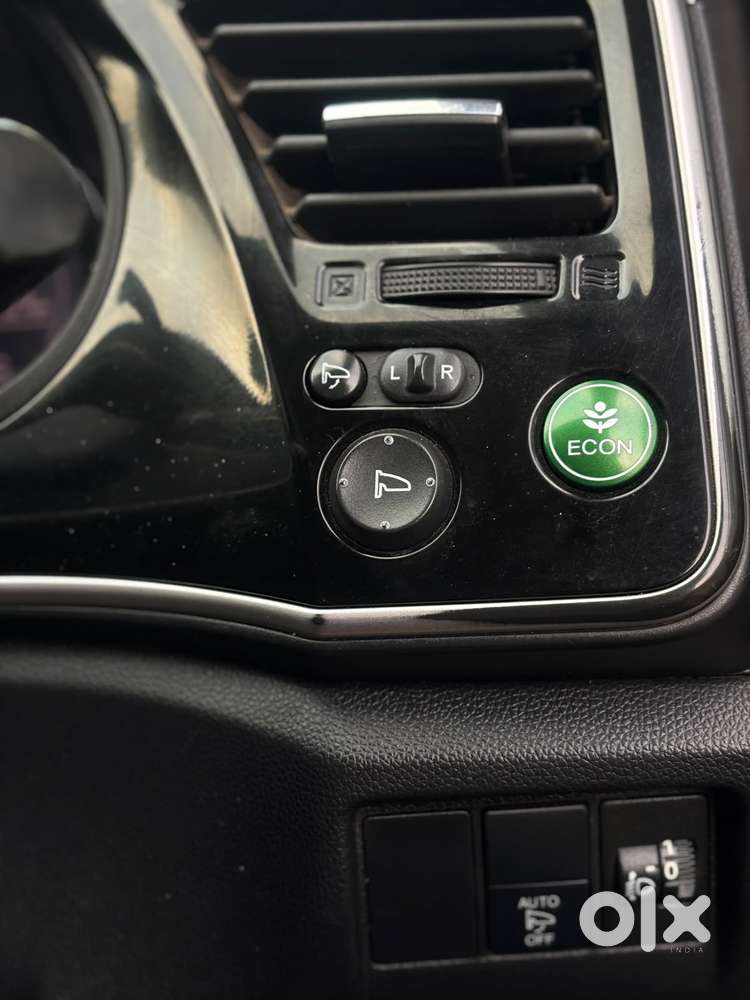 Honda City V At, 2018, Petrol