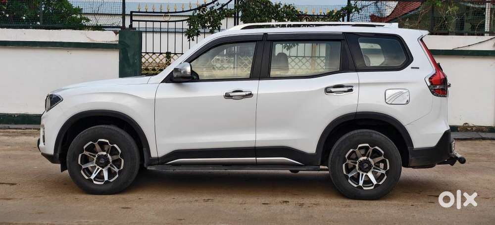 Mahindra Scorpio-n 2.2 Z6 Diesel Mt 7 Str, 2023, Diesel