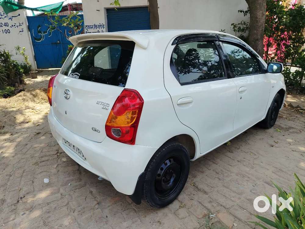 Toyota Etios Liva 2012