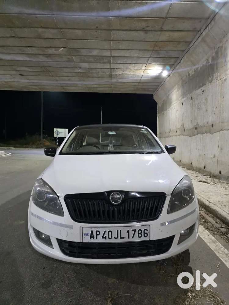 Skoda Rapid 2015