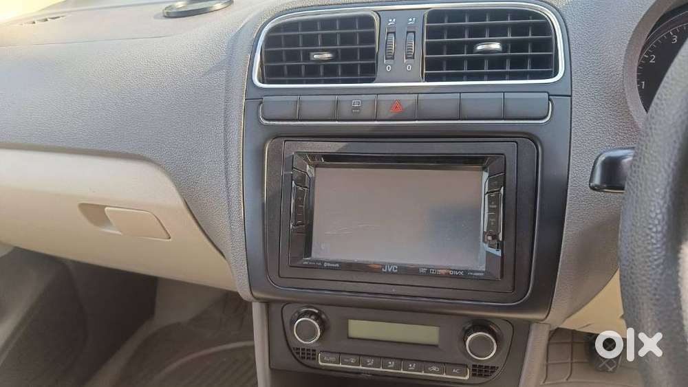 Volkswagen Vento 2010-2013 Petrol Highline, 2012, Petrol