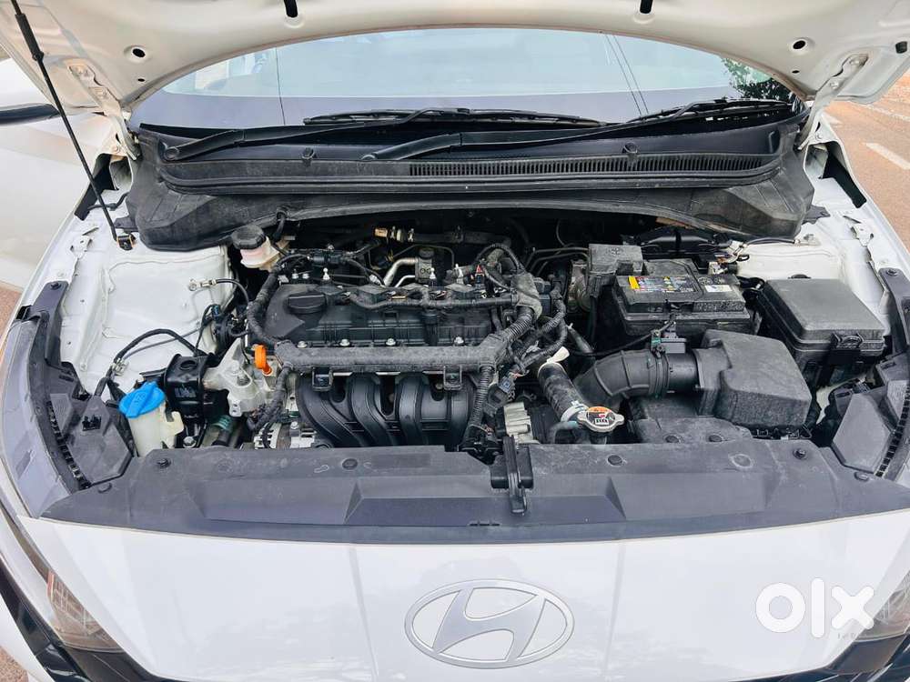 Hyundai I20 Petrol Asta Option, 2024, Petrol