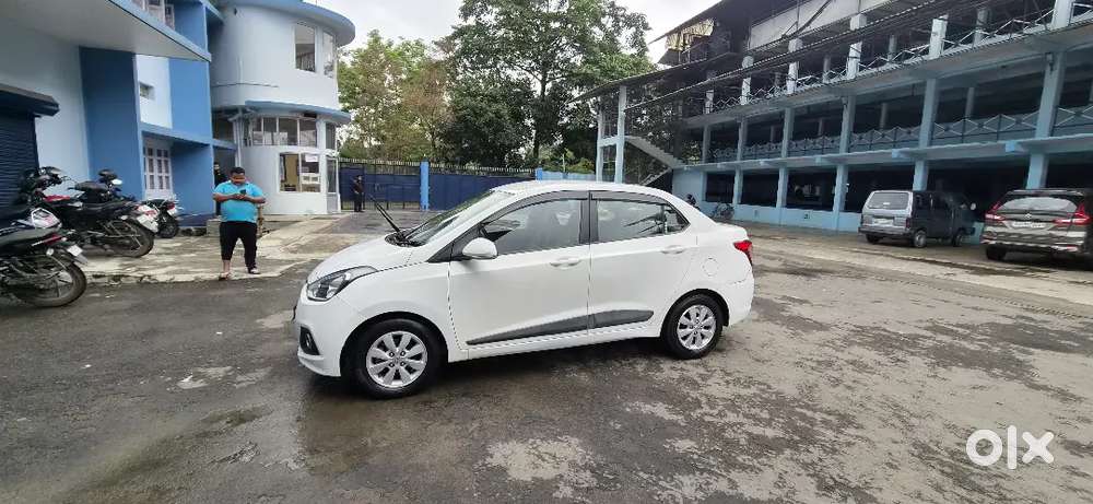 Hundai Excent Automatic Car