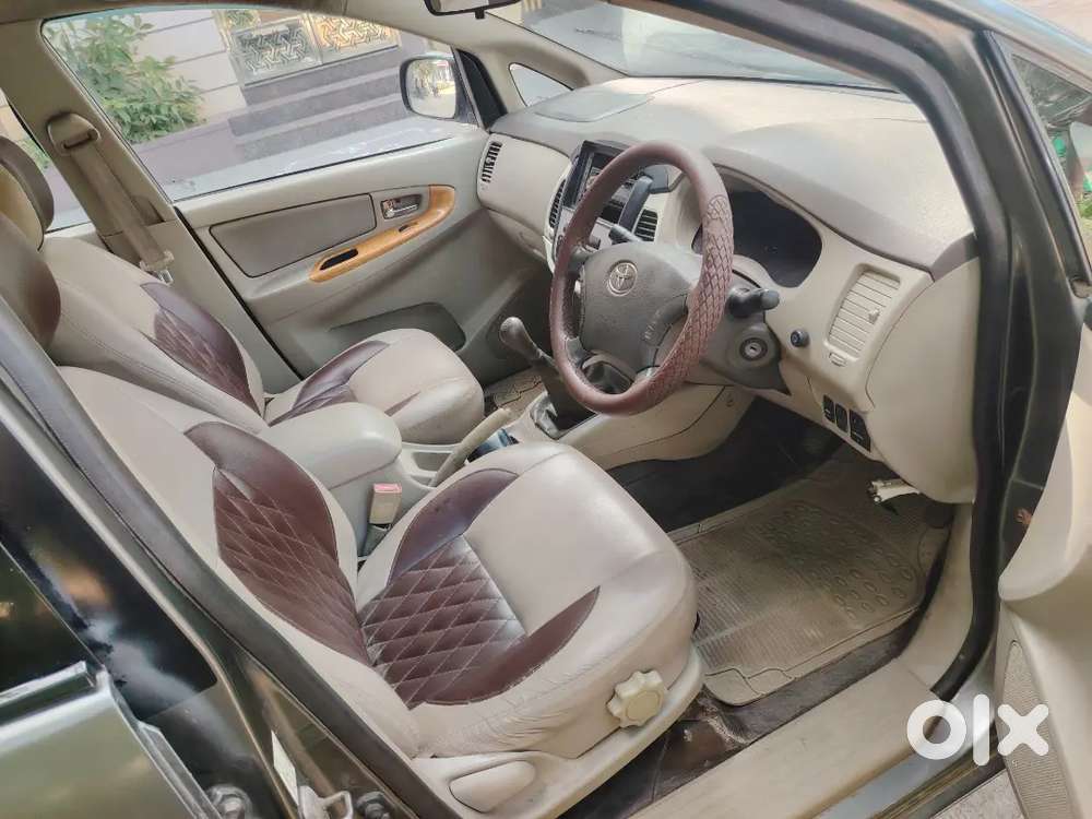 Toyota Innova 2009 Diesel 155000 Km Driven