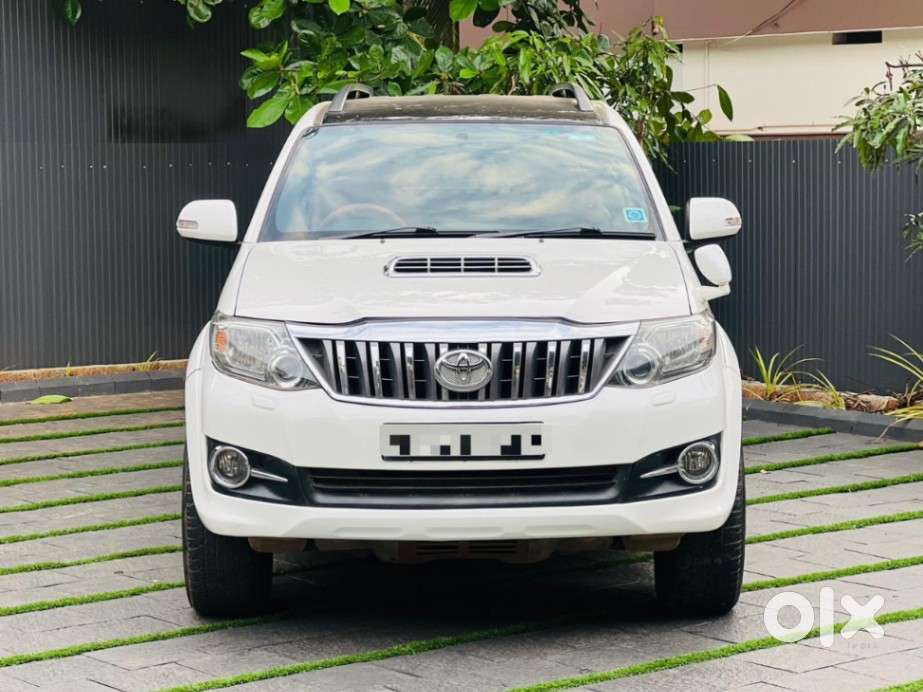 Toyota Fortuner 3.0 4x2 Automatic, 2015