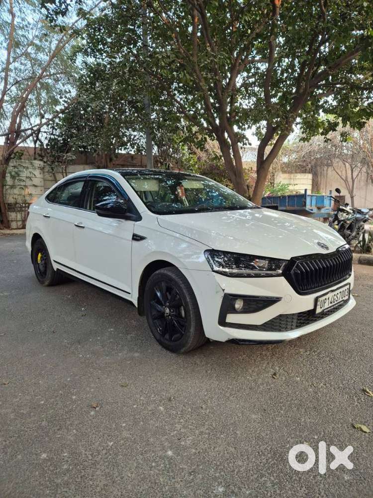 Skoda Slavia 1.0 Ambition Tsi, 2025, Petrol