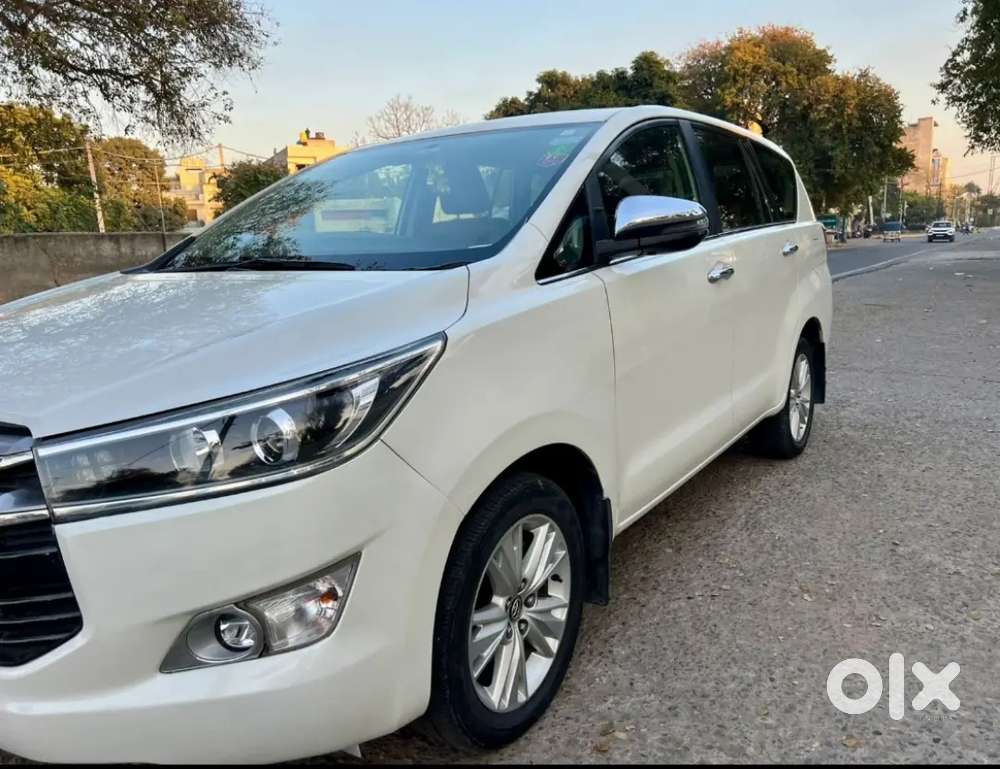 Toyota Innova Crysta 2019 Diesel 117000 Km Driven