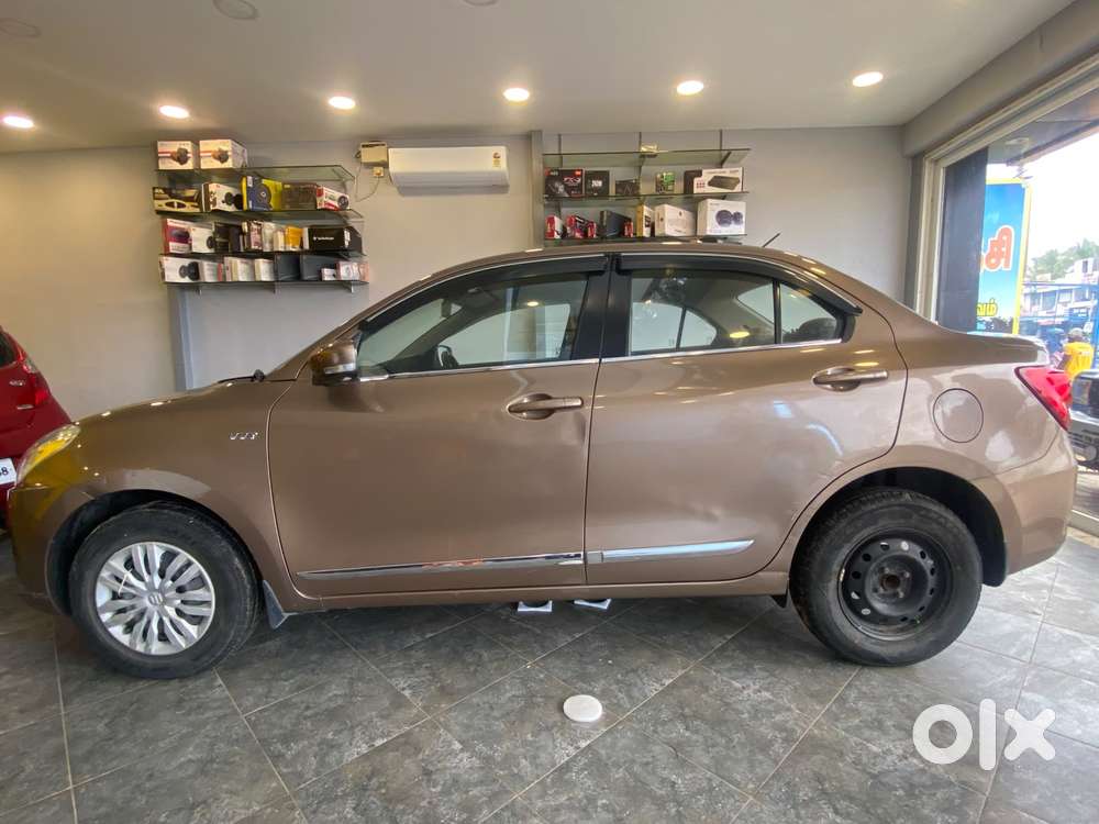 Maruti Suzuki Swift Dzire Vxi Regal Limited Edition Mt, 2018, Petrol