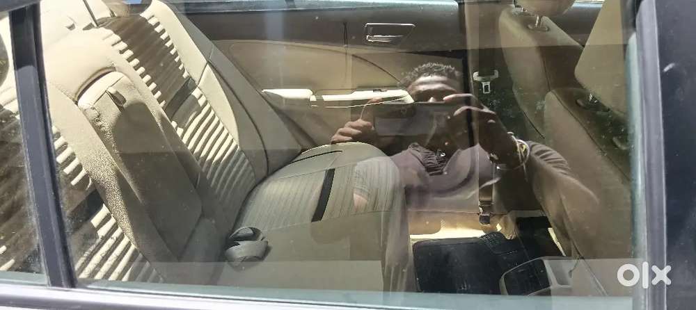 Maruti Suzuki Dzire 2018 Petrol 47500 Km Driven