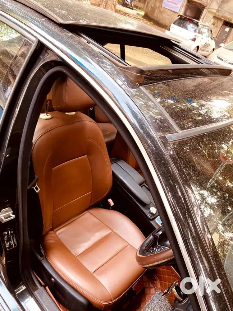 2011 Mercedes C-class C200  Automatic  1.02 Lakh Km  Vip Condition