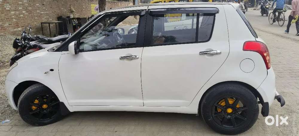 Maruti Suzuki Swift 2010