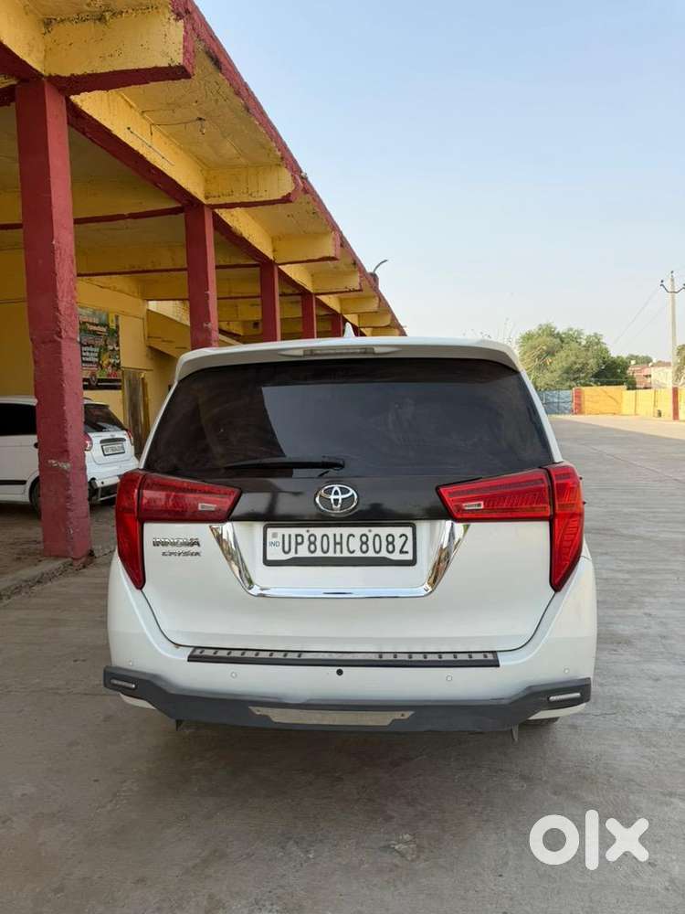 Toyota Innova Crysta 2024 Diesel 60000 Km Driven