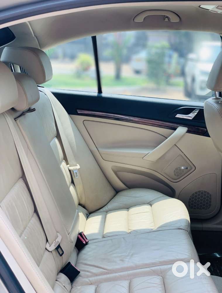 Skoda Laura L And K At, 2011, Diesel