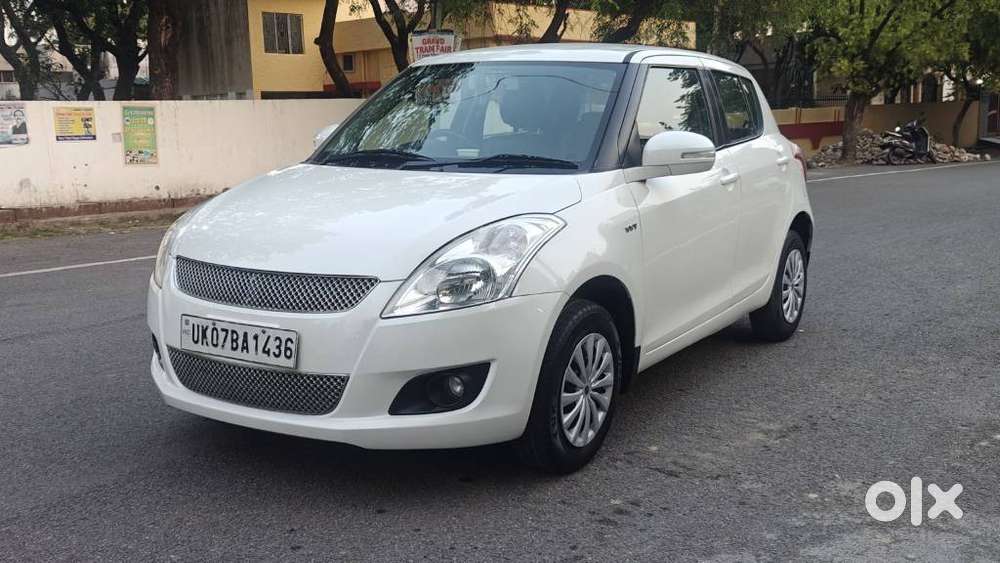 Maruti Suzuki Swift Vxi Optional, 2013, Petrol