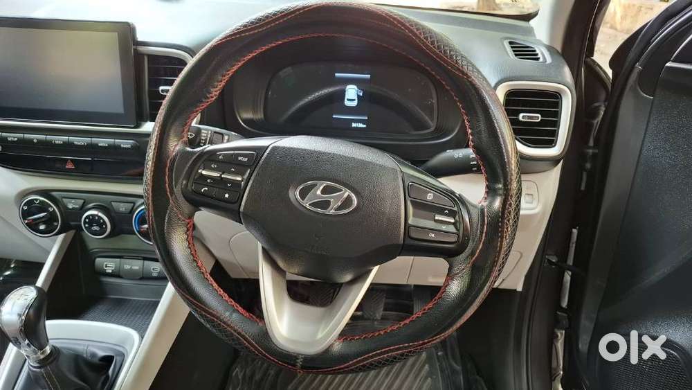 Hyundai Venue 1.2 S (o), 2022, Petrol