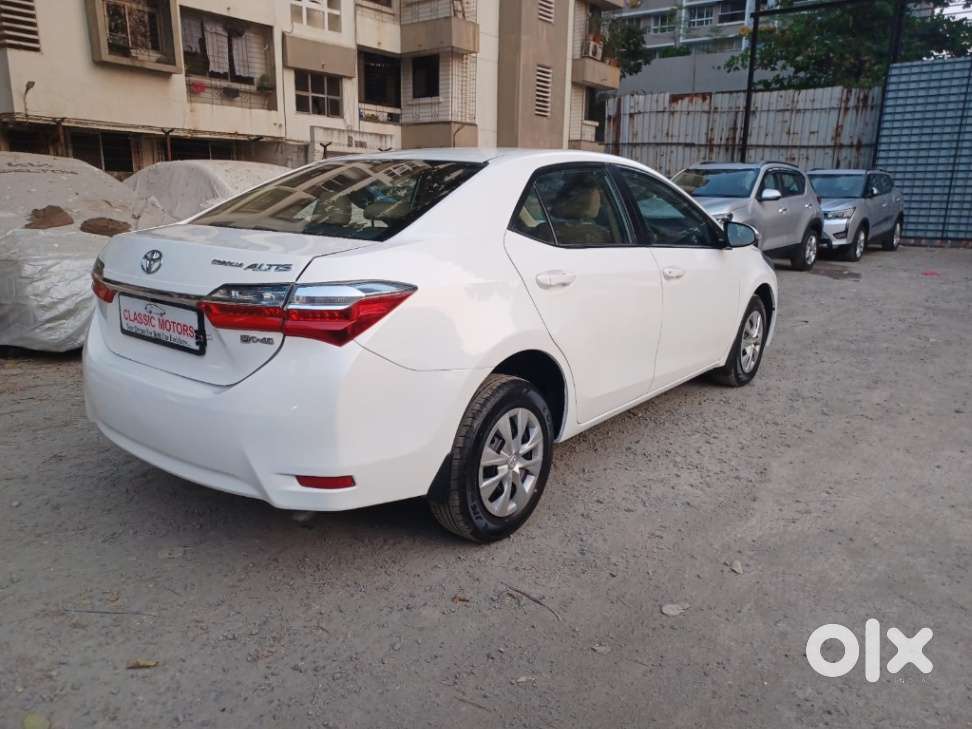 Toyota Corolla Altis 2013-2017 D-4d J, 2017, Diesel