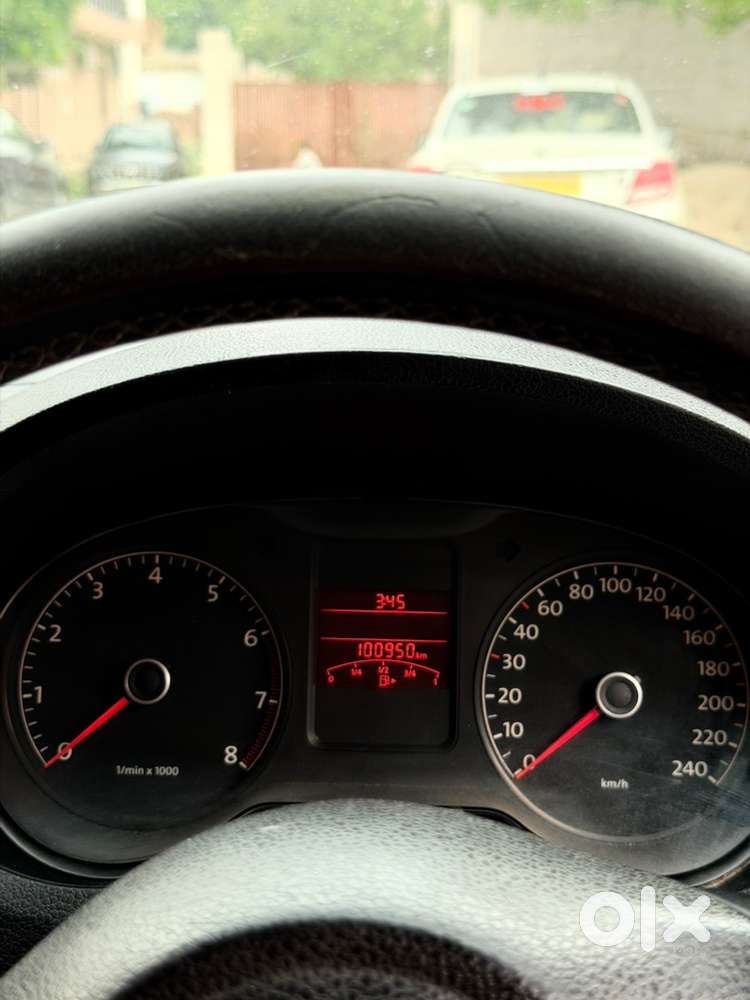Volkswagen Polo Petrol 2013
