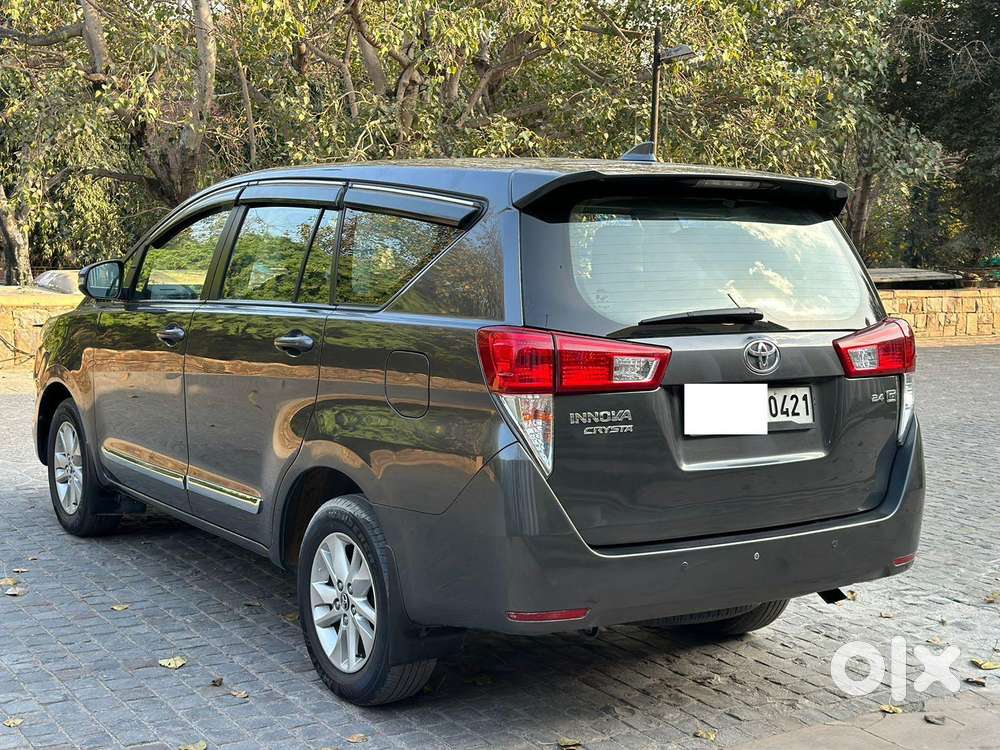 Toyota Innova Crysta