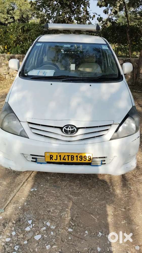 Toyota Innova 2011 Diesel Well Maintained